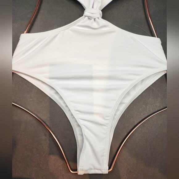 Sexy White Monokini One Piece Swimsuit Bikini Cutout Womens Size S - Picture 4 of 7